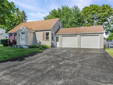 227 Harvest Drive, Rochester, NY 14626