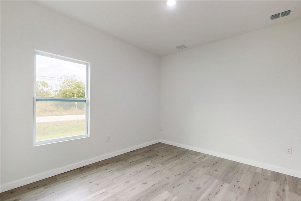 8685 101st Court, Vero Beach, FL 32967 Photo