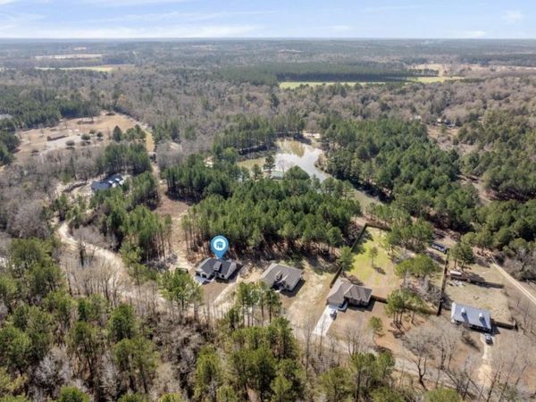 583 J C Burt, Hattiesburg, MS 39401