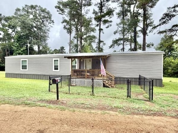 219 Stringer Bullock Rd., Foxworth, MS 39483