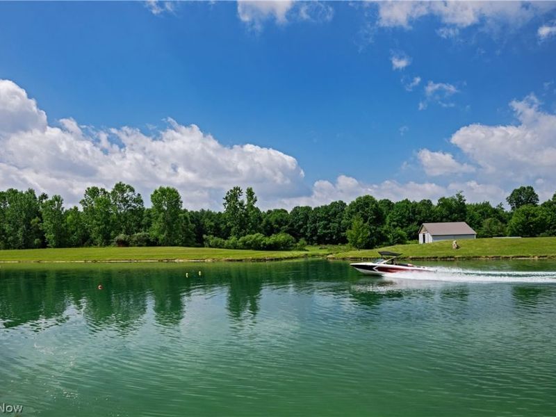3965 Nelson Mosier Road, Leavittsburg, OH 44430 Photo 4