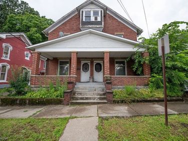 102-104 S Main Street, Minerva, OH 44657