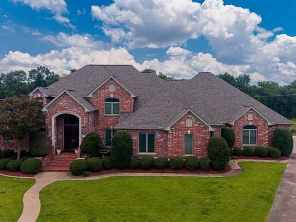 11 Pinnacle View Cove , Little Rock, AR 72223