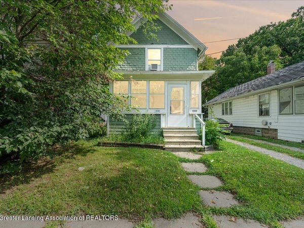 1213 Hickory Street, Lansing, MI 48912