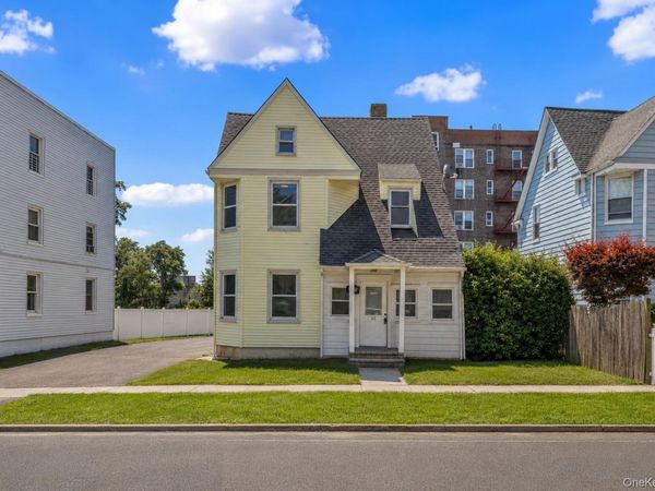 38 Trinity Place , New Rochelle, NY 10805