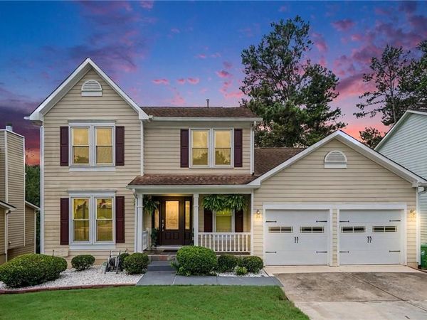 1975 Wynhurst Crossing, Stone Mountain, GA 30088