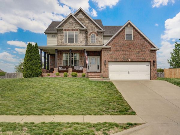 2115 N Williamsburg Lane , Ozark, MO 65721