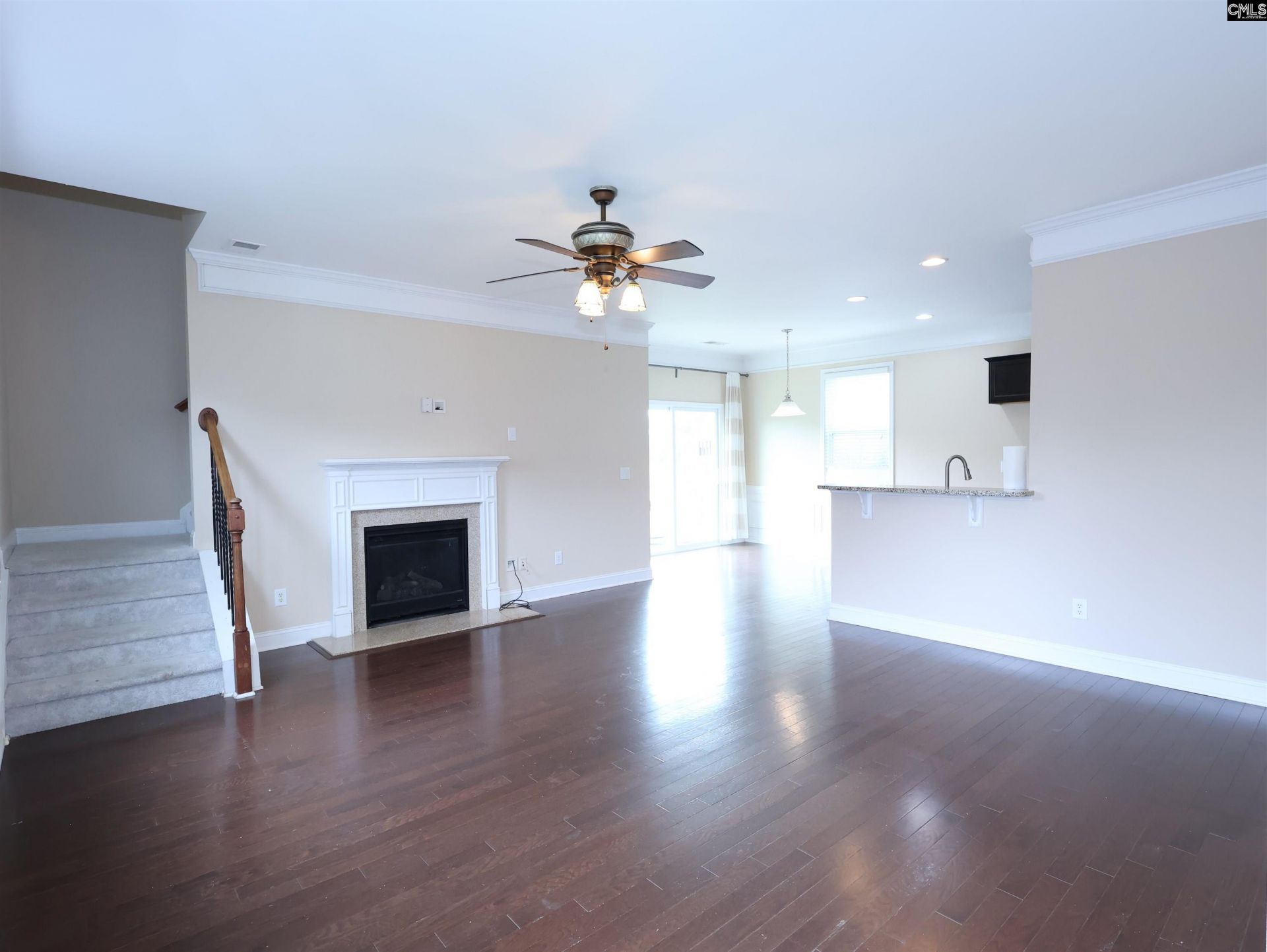 332 Ashmore Lane  Photo 4