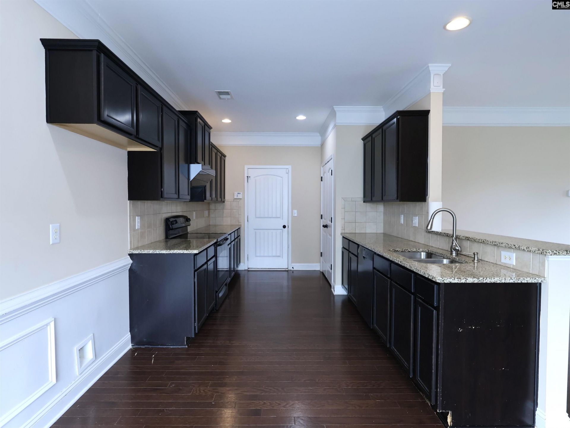 332 Ashmore Lane  Photo 7