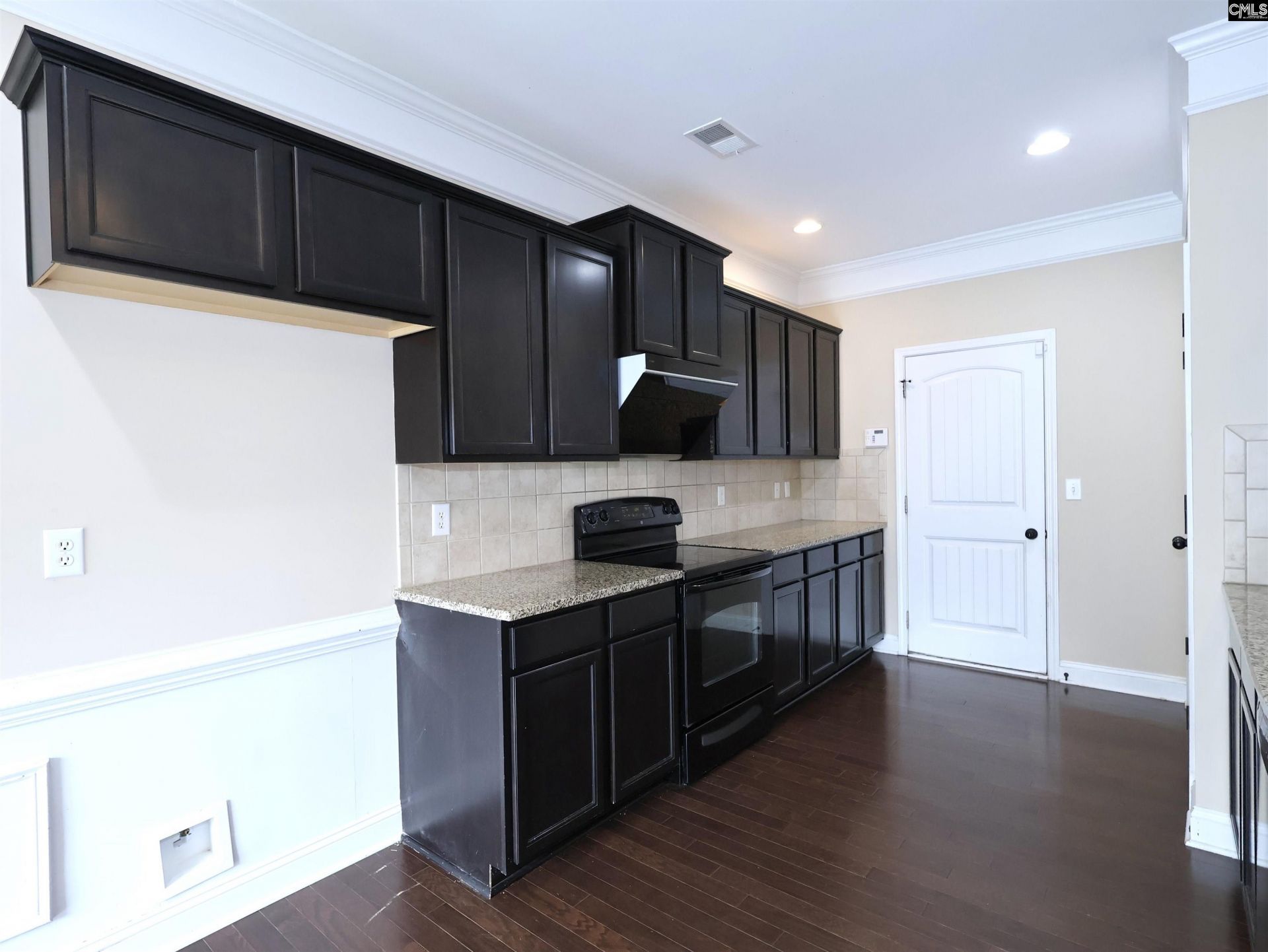 332 Ashmore Lane  Photo 9