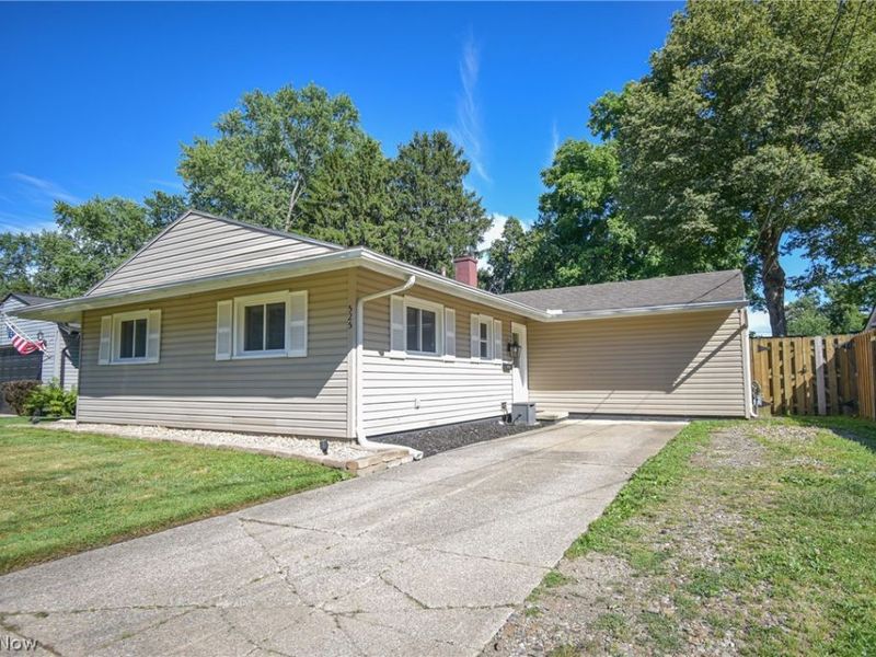 525 Abbyshire Drive, Berea, OH 44017 Photo 3
