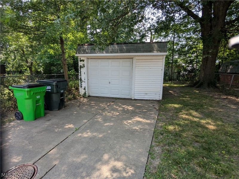 1542 E 256th Street, Euclid, OH 44132 Photo 25