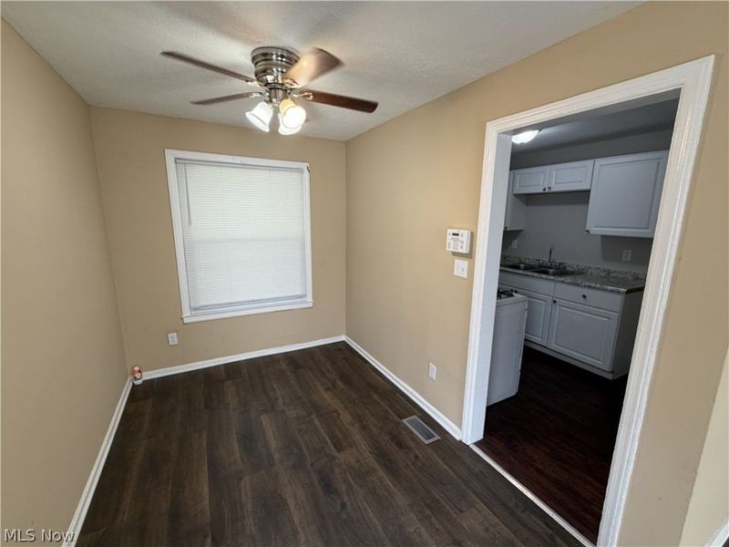 1542 E 256th Street, Euclid, OH 44132 Photo 3