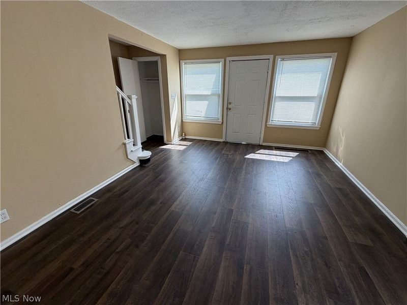 1542 E 256th Street, Euclid, OH 44132 Photo 5