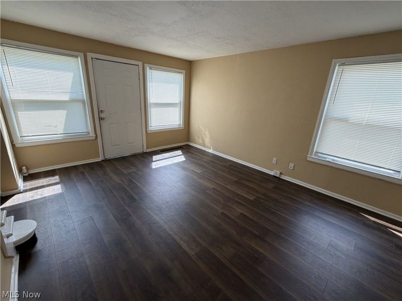 1542 E 256th Street, Euclid, OH 44132 Photo 6