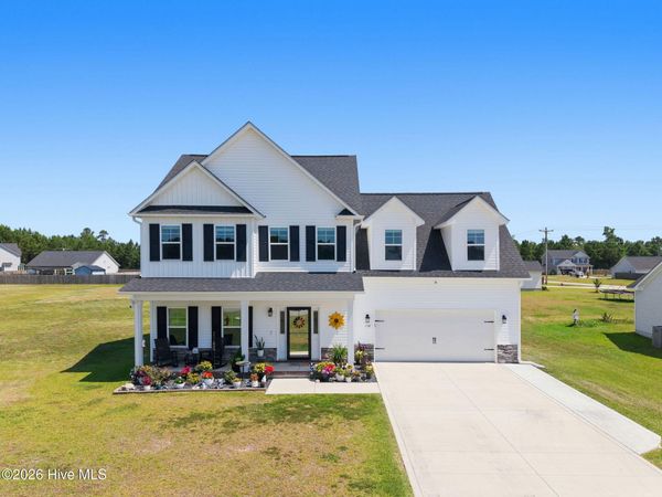 158 Uzzell Road, Hubert, NC 28539