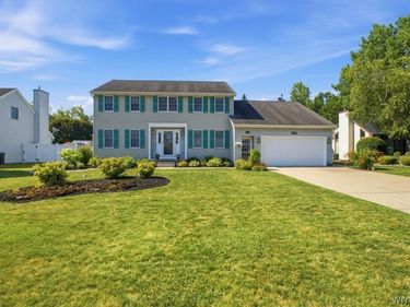 3698 Meadowbrook Acres, North Tonawanda, NY 14120