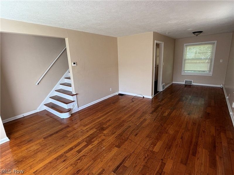 1540 E 256th Street, Euclid, OH 44132 Photo 5