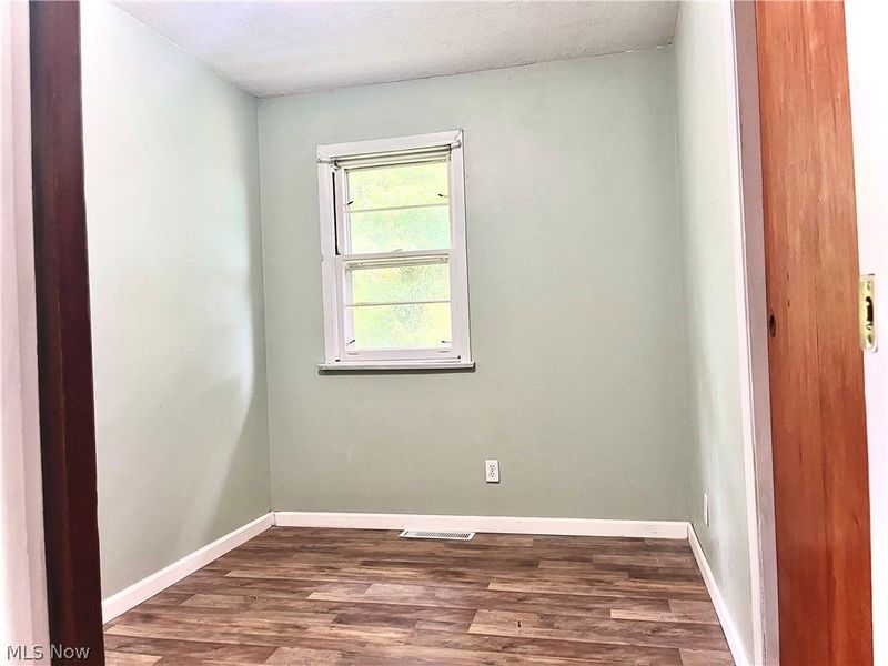 809 Delia Avenue, Martins Ferry, OH 43935 Photo 18