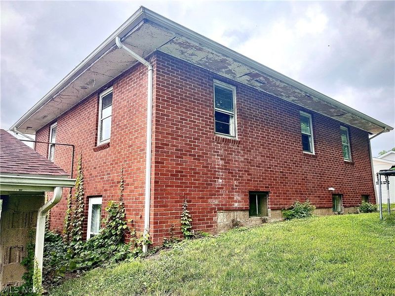 809 Delia Avenue, Martins Ferry, OH 43935 Photo 31