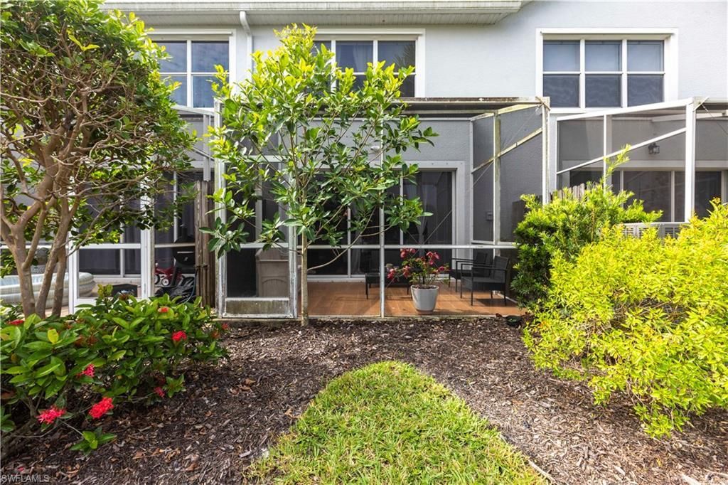 15616 Marcello Cir, Naples, FL 34110 Photo