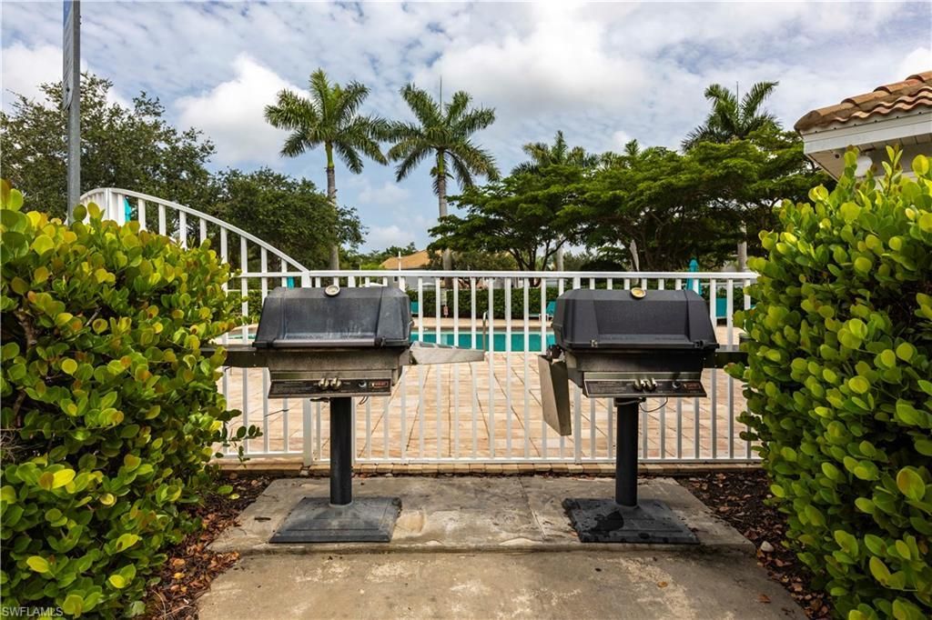 15616 Marcello Cir, Naples, FL 34110 Photo