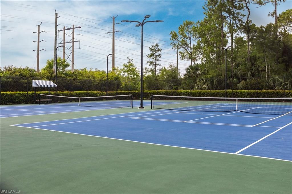15616 Marcello Cir, Naples, FL 34110 Photo