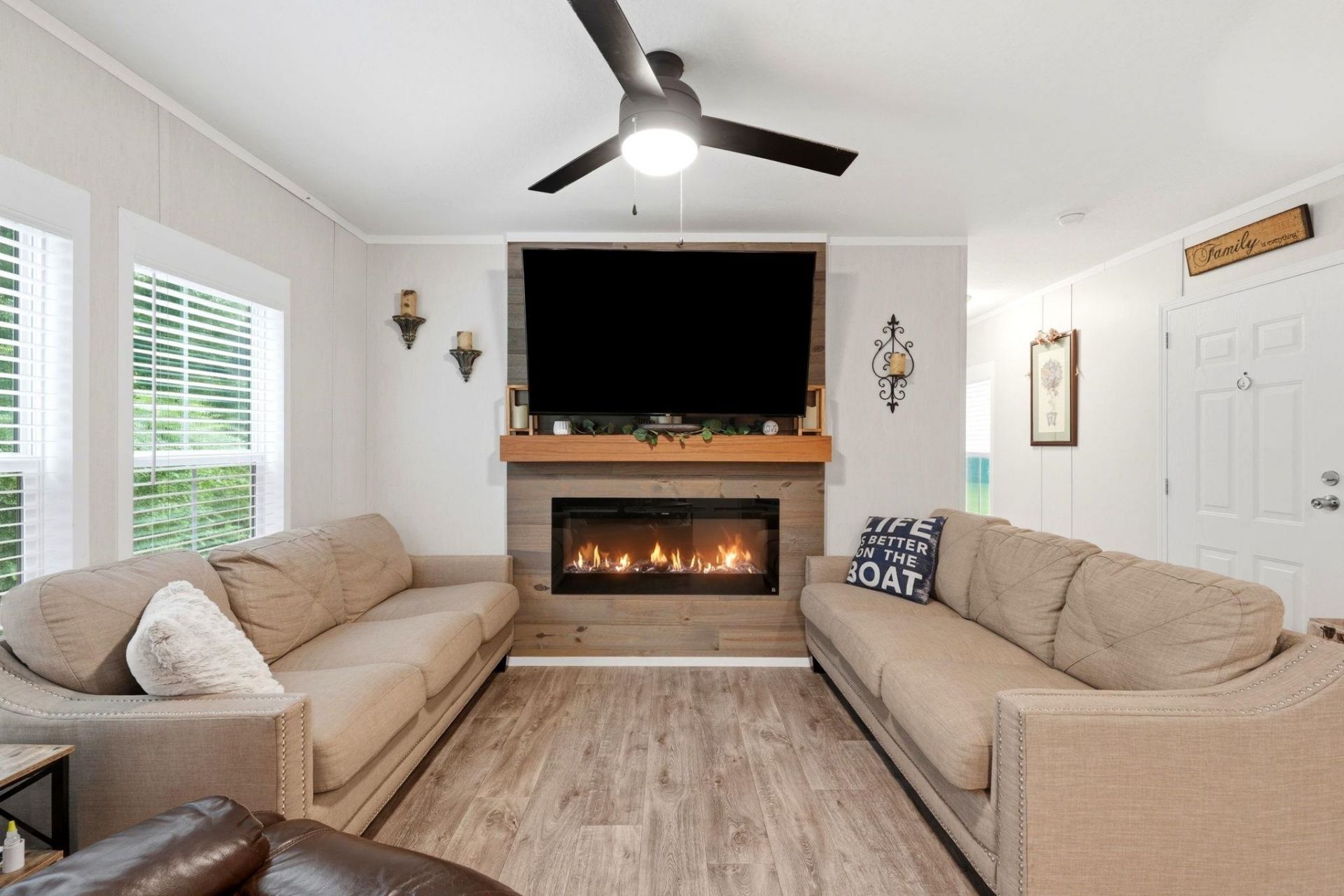 370 Edison Circle  Photo 18