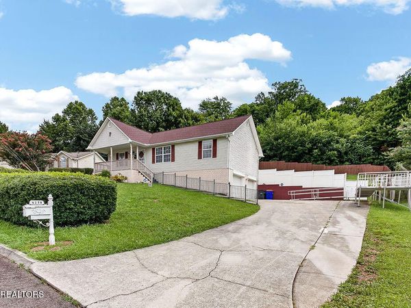 4258 Saint Lucia Lane, Knoxville, TN 37921