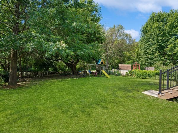 1603 E Boston Avenue, Indianola, IA 50125