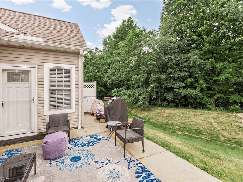 1012 Cutters Creek Drive, South Euclid, OH 44121 Photo 5