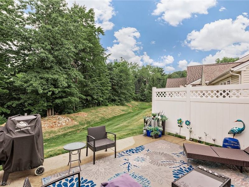 1012 Cutters Creek Drive, South Euclid, OH 44121 Photo 6