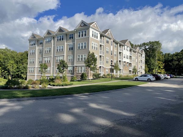 4402 Pennington Dr, Unit 4402, Walpole, MA 02081
