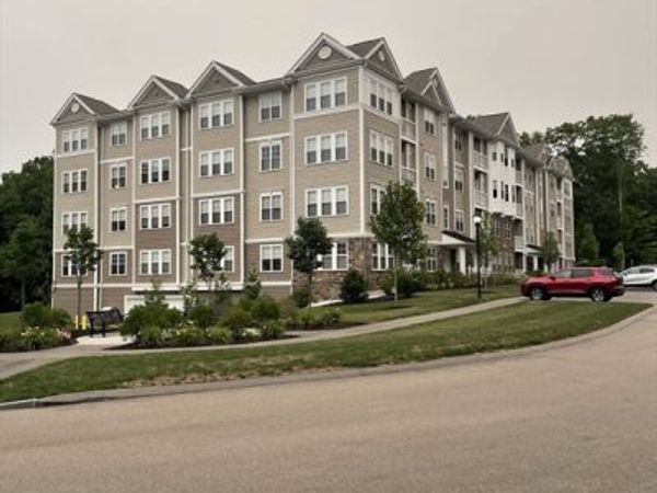 4402 Pennington Dr, Unit 4402, Walpole, MA 02081