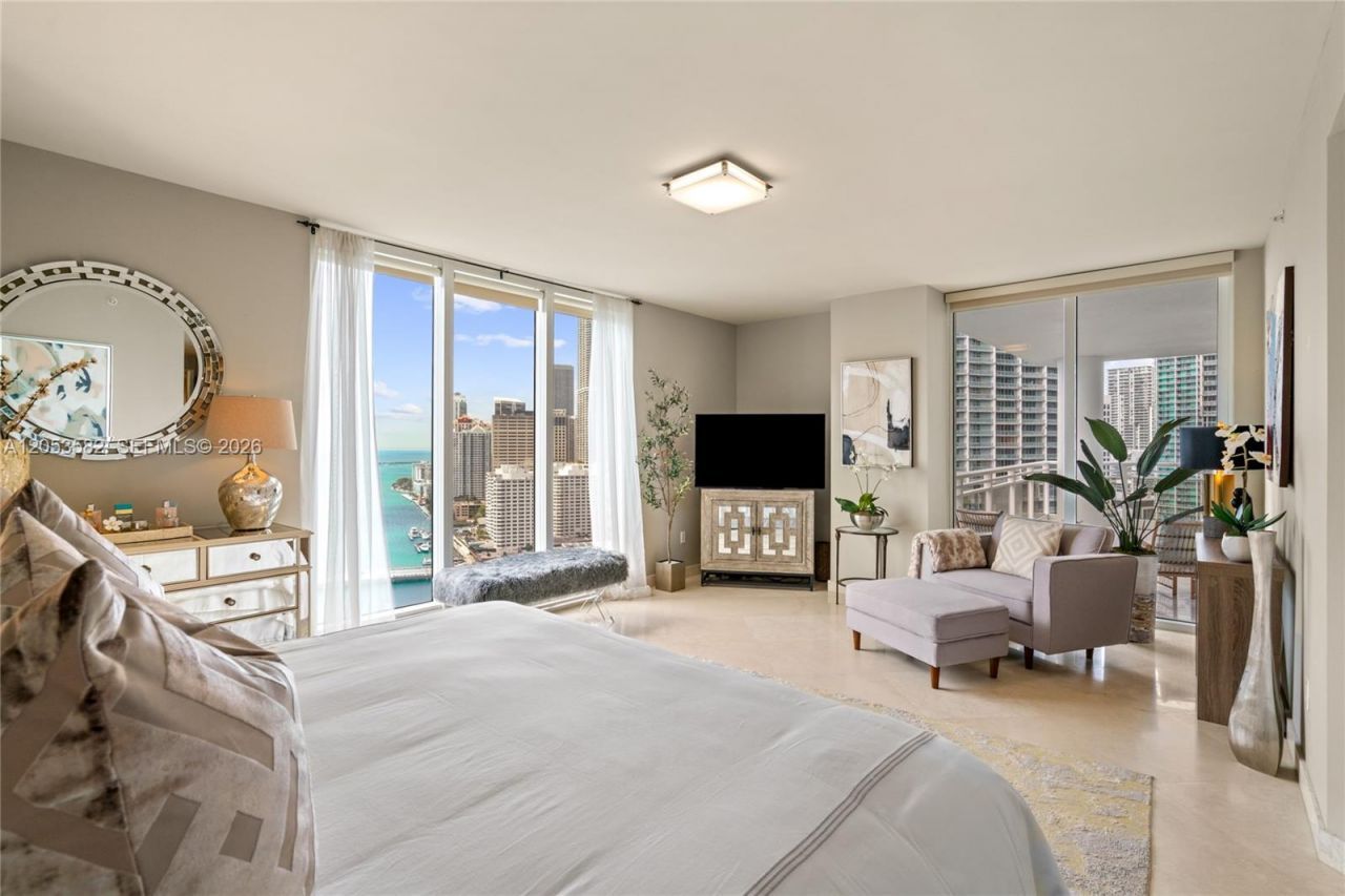901 Brickell Key Blvd , Unit 2804, Miami, FL 33131 Photo