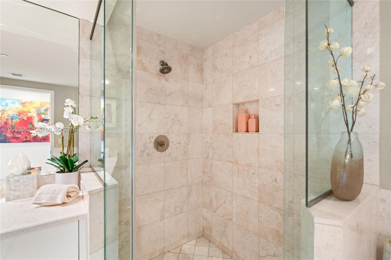 901 Brickell Key Blvd , Unit 2804, Miami, FL 33131 Photo