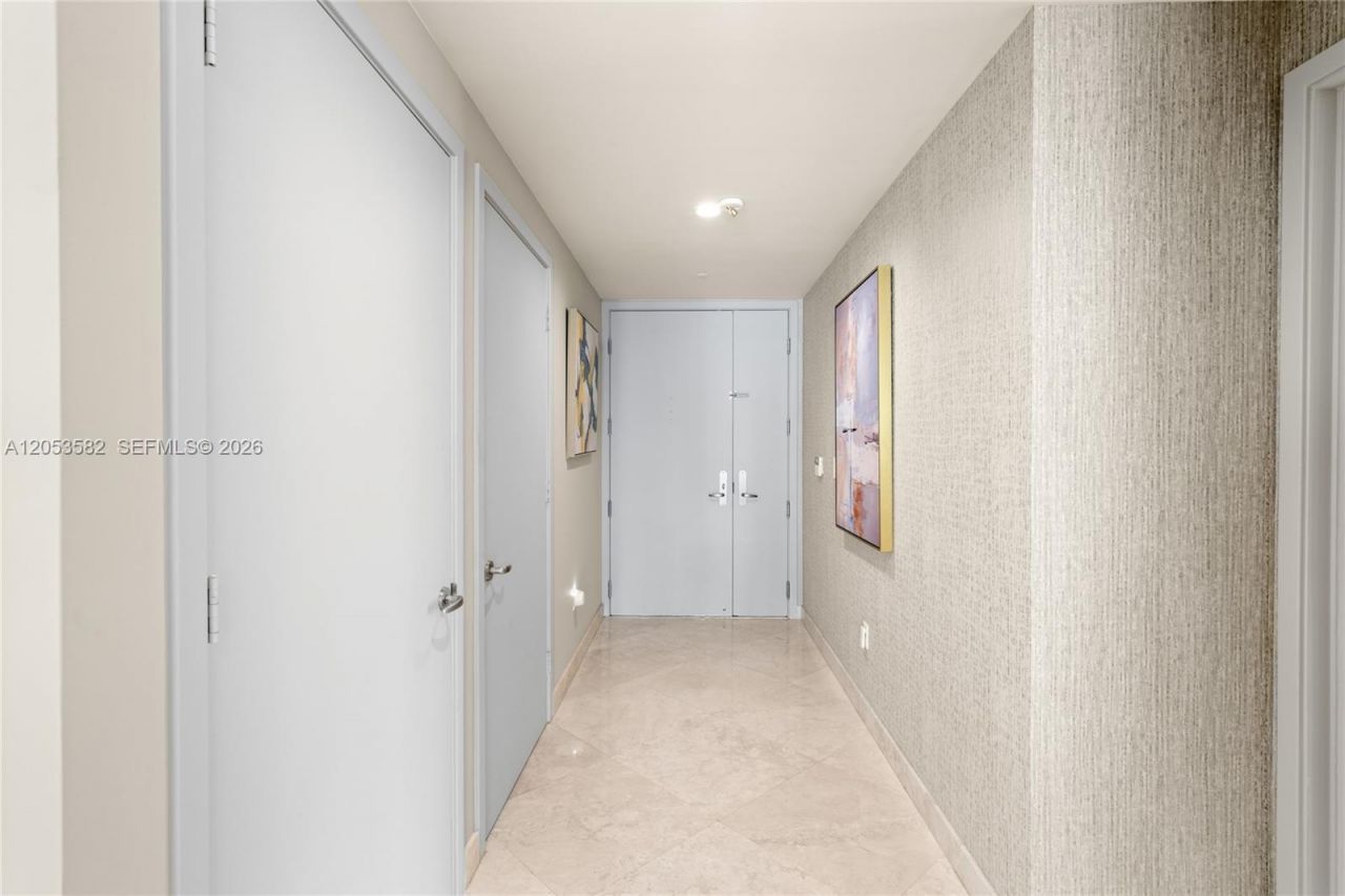 901 Brickell Key Blvd , Unit 2804, Miami, FL 33131 Photo