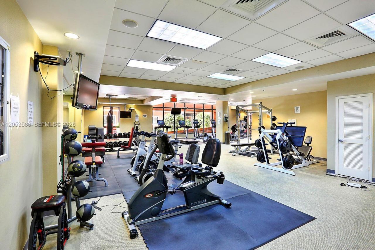 8390 SW 72nd Ave, Unit 708, Miami, FL 33143 Photo