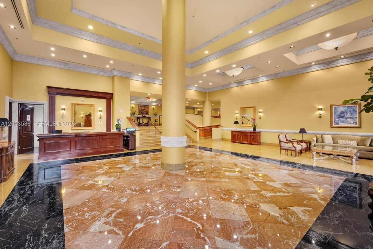 8390 SW 72nd Ave, Unit 708, Miami, FL 33143 Photo