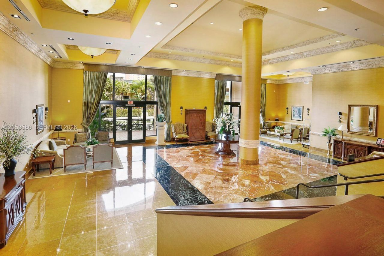 8390 SW 72nd Ave, Unit 708, Miami, FL 33143 Photo