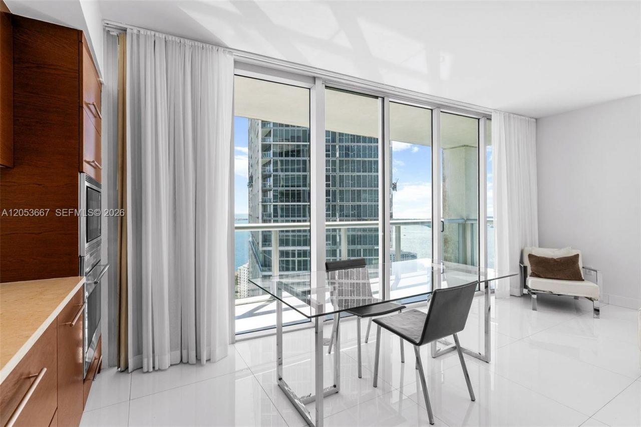 485 Brickell Ave , Unit 4410, Miami, FL 33131 Photo