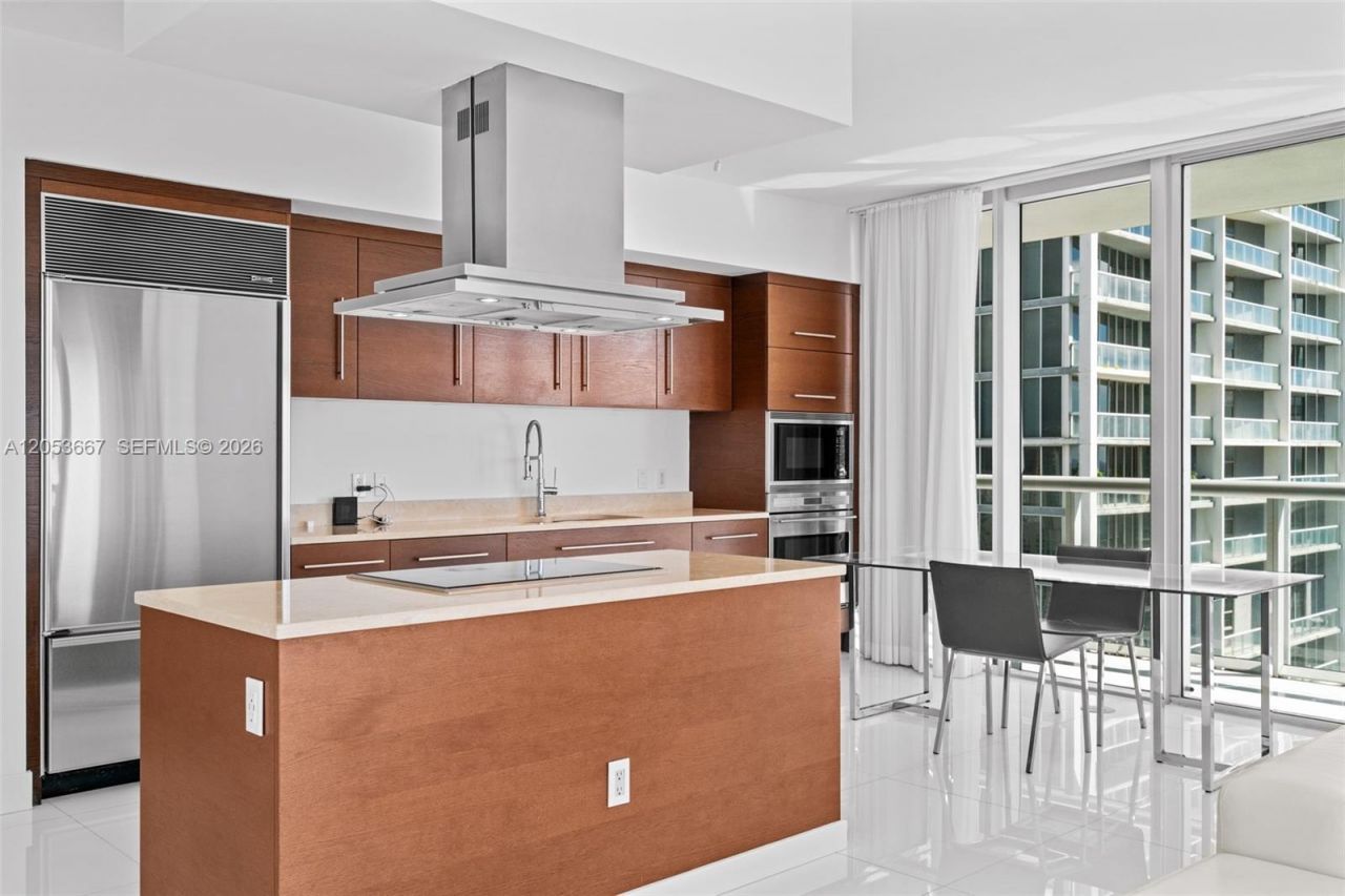 485 Brickell Ave , Unit 4410, Miami, FL 33131 Photo