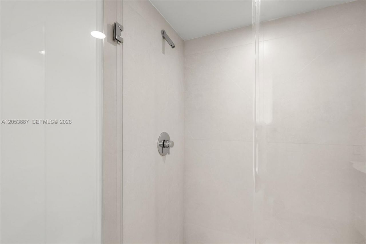 485 Brickell Ave , Unit 4410, Miami, FL 33131 Photo