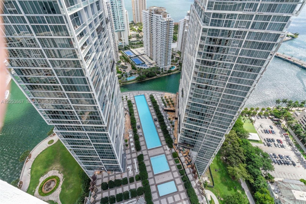 485 Brickell Ave , Unit 4410, Miami, FL 33131 Photo
