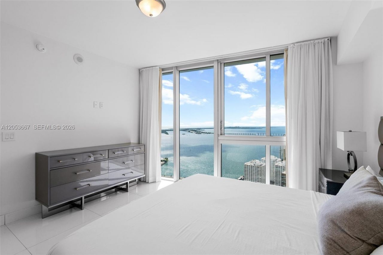485 Brickell Ave , Unit 4410, Miami, FL 33131 Photo