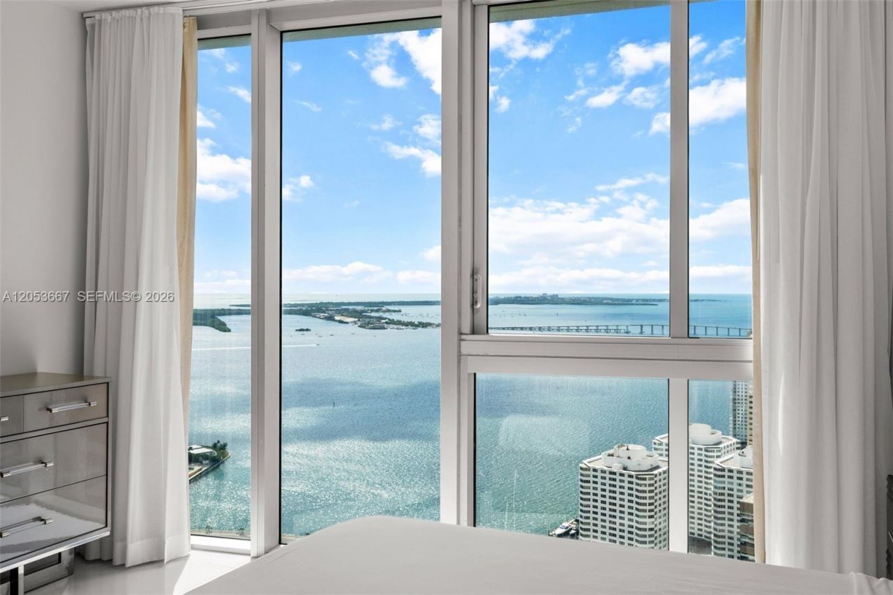 485 Brickell Ave , Unit 4410, Miami, FL 33131 Photo
