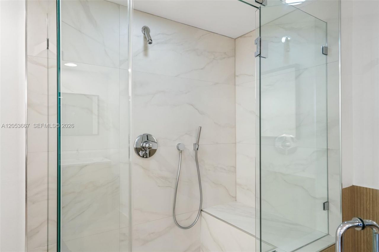485 Brickell Ave , Unit 4410, Miami, FL 33131 Photo