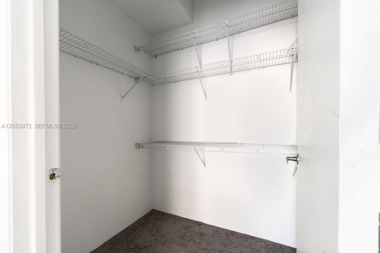 1900 N Bayshore Dr, Unit 3809, Miami, FL 33132 Photo