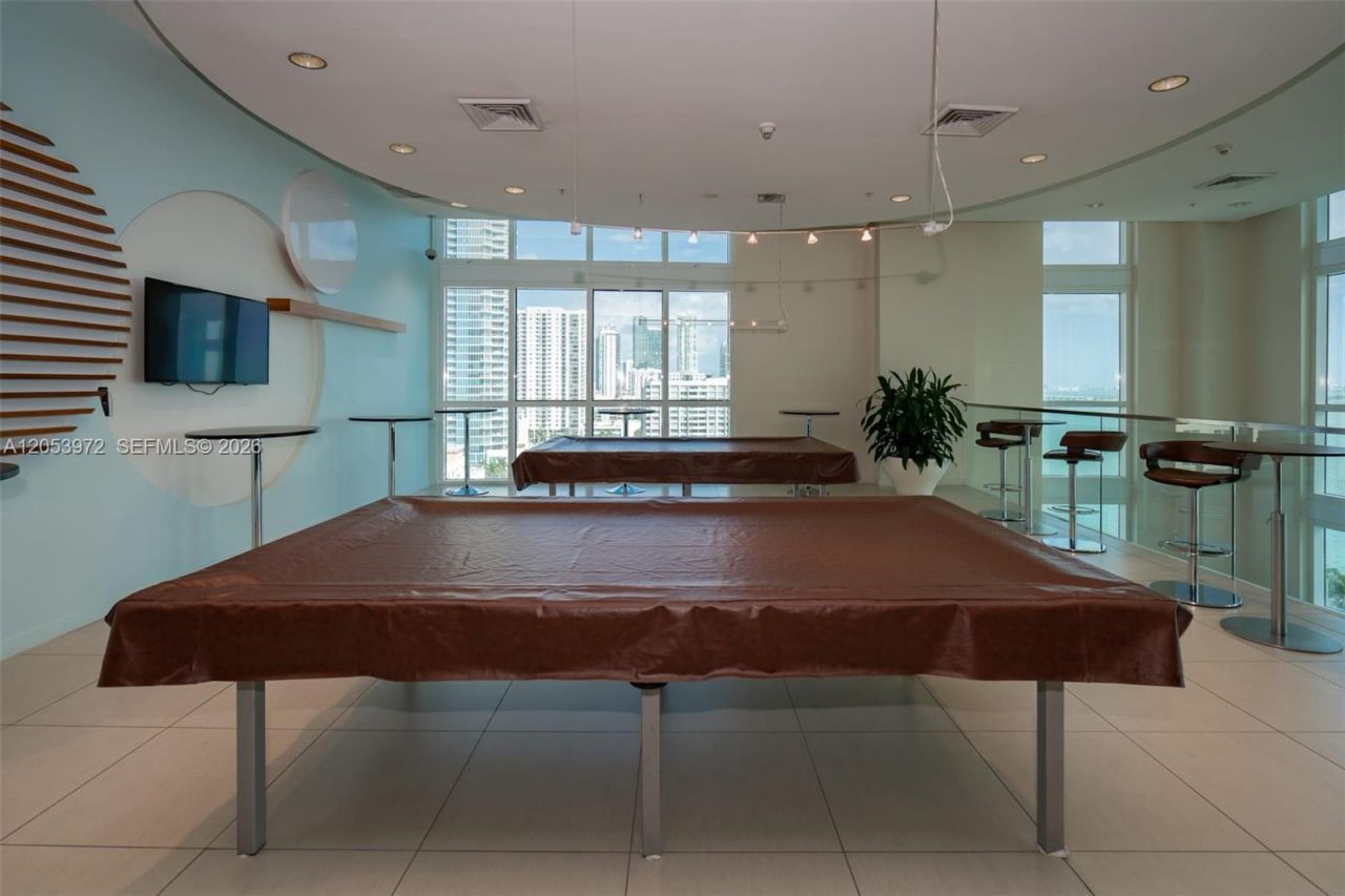 1900 N Bayshore Dr, Unit 3809, Miami, FL 33132 Photo