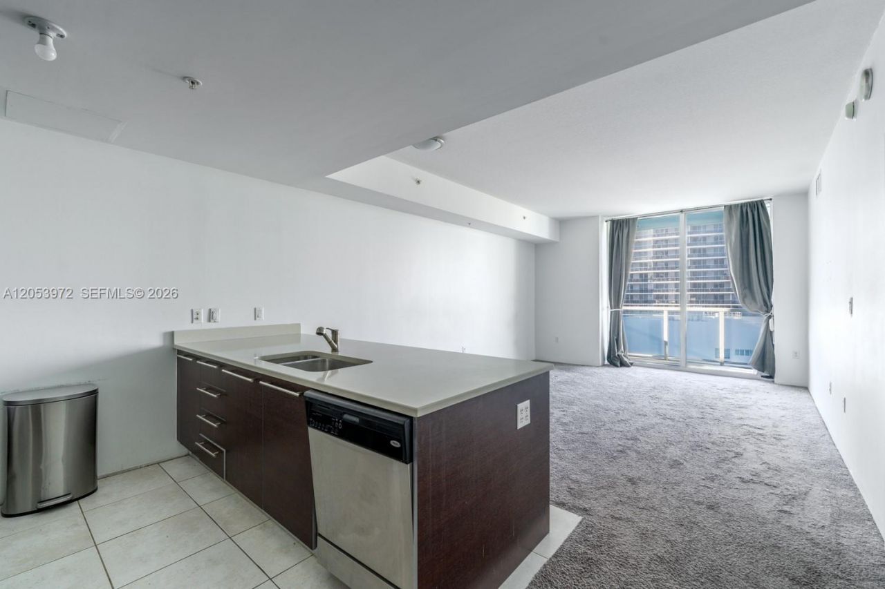 1900 N Bayshore Dr, Unit 3809, Miami, FL 33132 Photo
